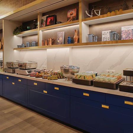 Adina Apartment Hotel Cologne Luaran gambar